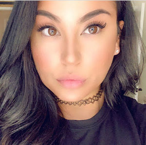 Meet your Posher, Aly